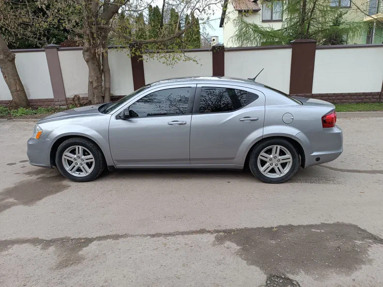 Dodge Avenger 2013 - 2