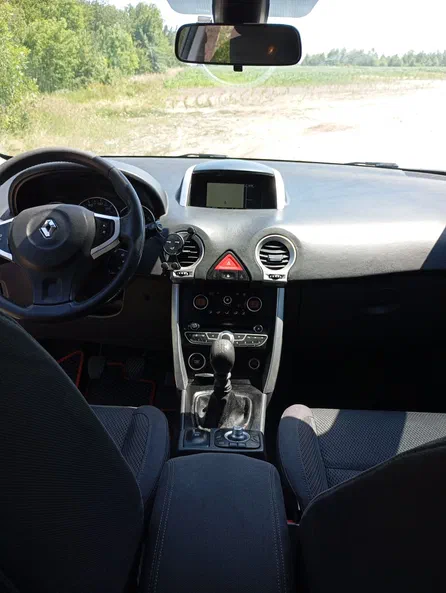 Renault Koleos 2011 - 16