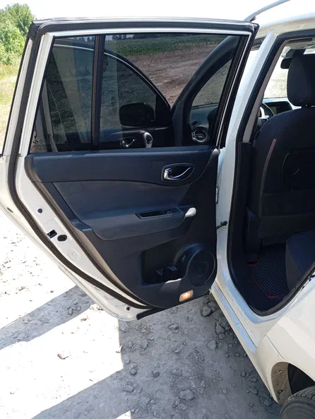 Renault Koleos 2011 - 14