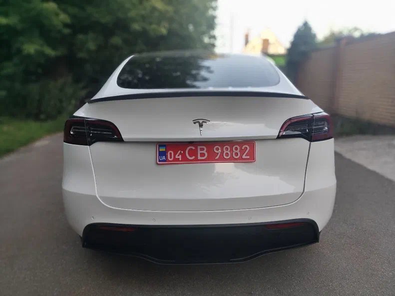 Tesla Model Y 2021 - 9