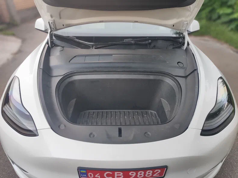 Tesla Model Y 2021 - 2