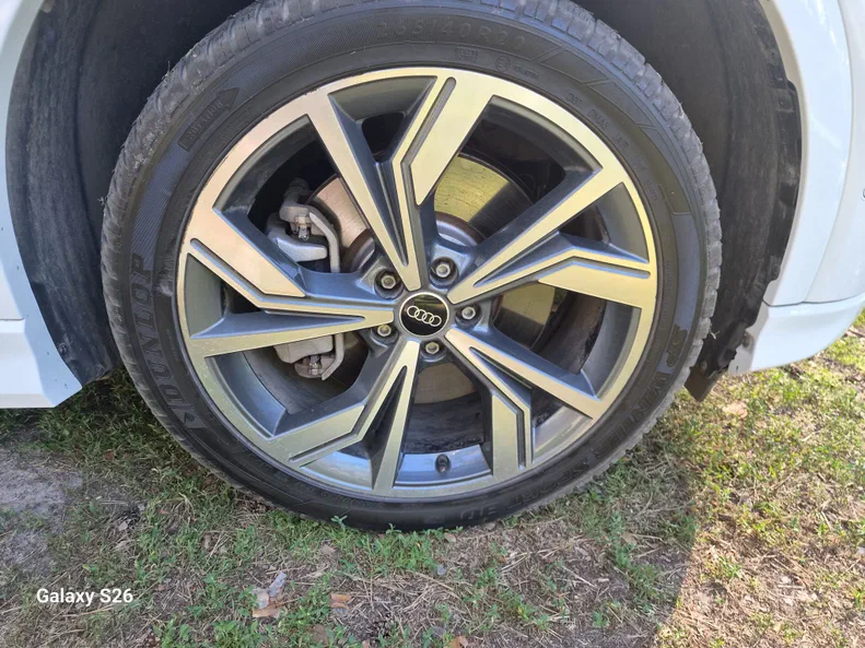 Audi Q4 e-tron 2023 - 6