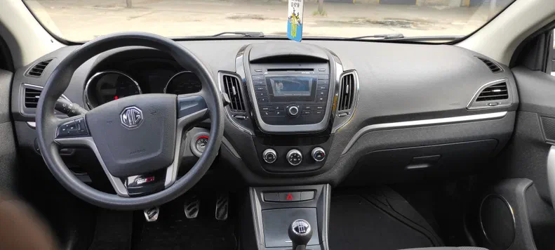 MG 5 2013 - 5