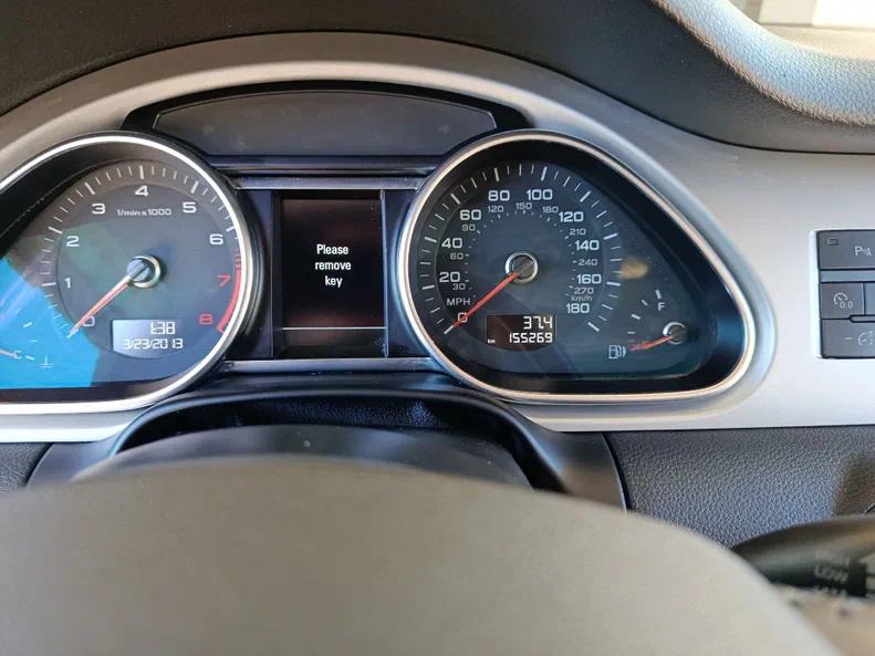 Audi Q7 2015 - 14
