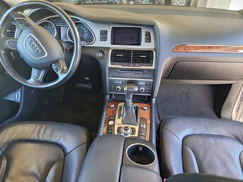 Audi Q7 2015 - 9