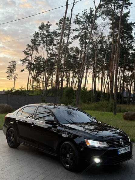 Volkswagen Jetta 2013 - 8