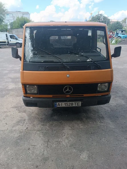 Mercedes-Benz MB 100 1990 - 1