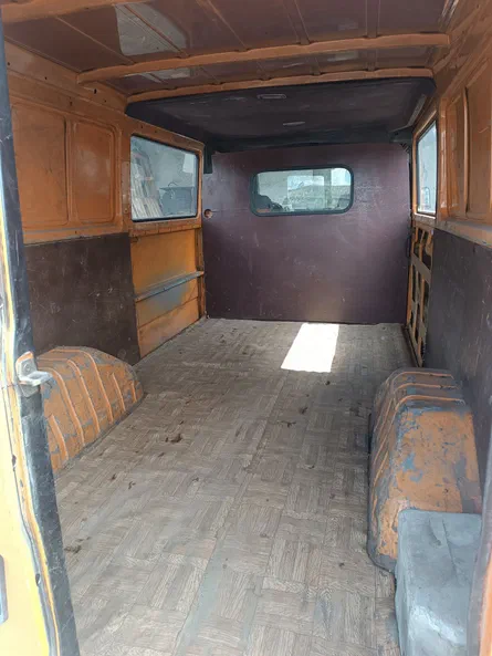 Mercedes-Benz MB 100 1990 - 6