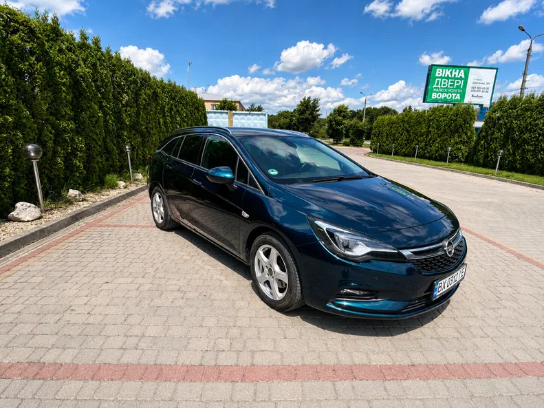 Opel Astra 2017 - 2