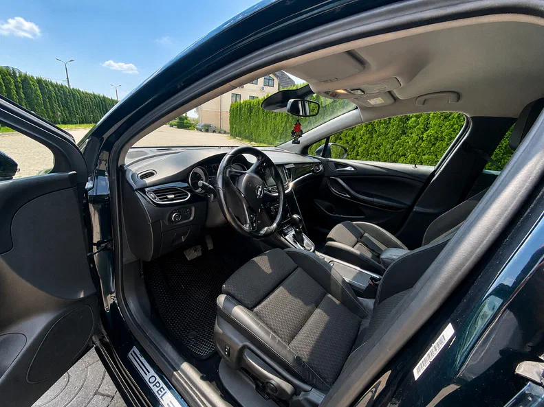 Opel Astra 2017 - 14