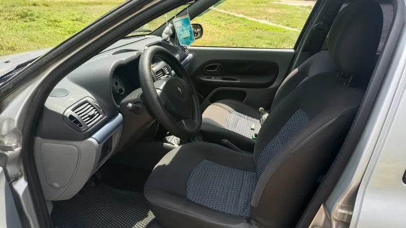 Renault Clio 2008 - 5