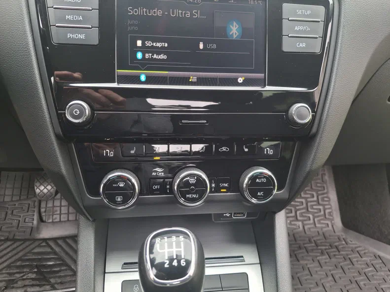 Skoda Octavia 2019 - 25