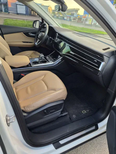Audi Q7 2023 - 23