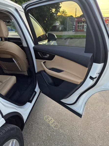 Audi Q7 2023 - 24