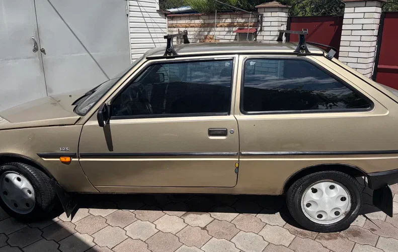 ЗАЗ 1102 «Таврія» 2001 - 1