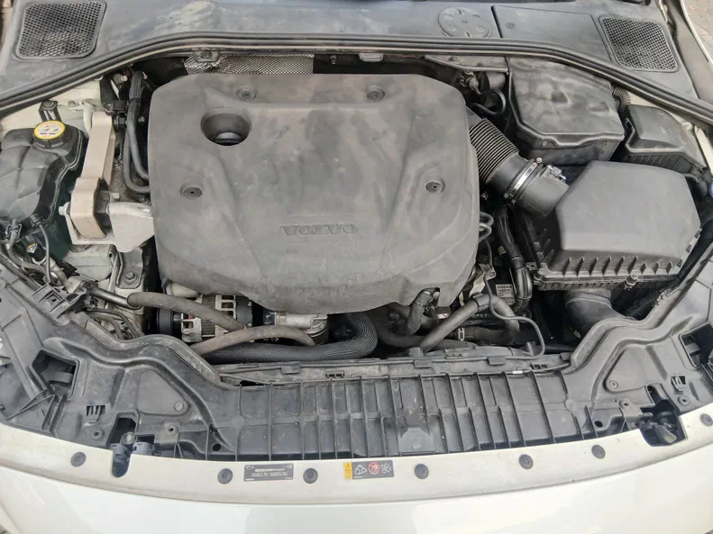 Volvo V60 Cross Country 2016 - 24