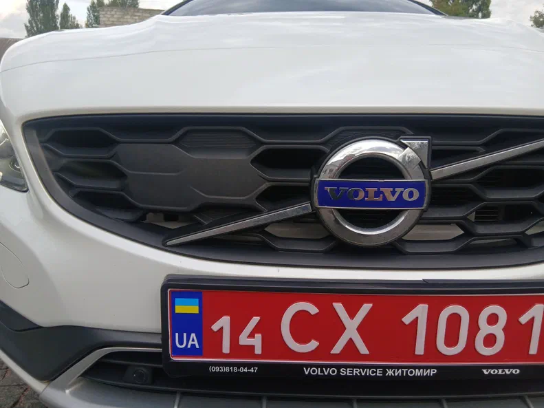 Volvo V60 Cross Country 2016 - 2