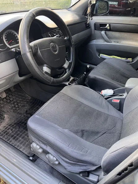 Daewoo Gentra 2015 - 4