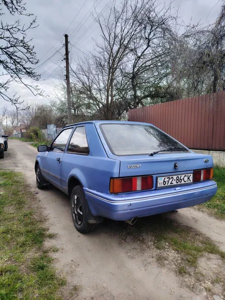 Ford Escort 1986 - 5