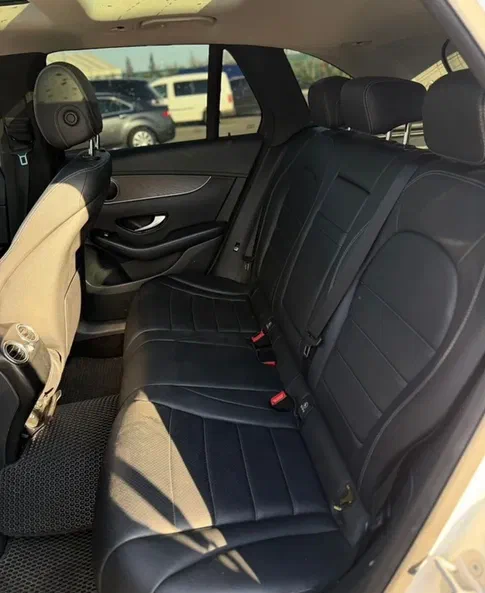 Mercedes-Benz GLC 2016 - 25