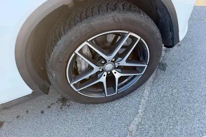 Mercedes-Benz GLC 2016 - 27