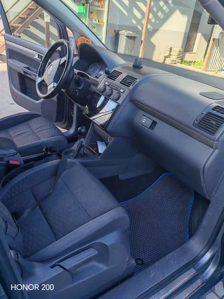 Volkswagen Touran 2007 - 1