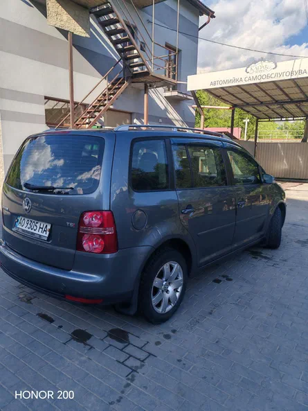 Volkswagen Touran 2007 - 10
