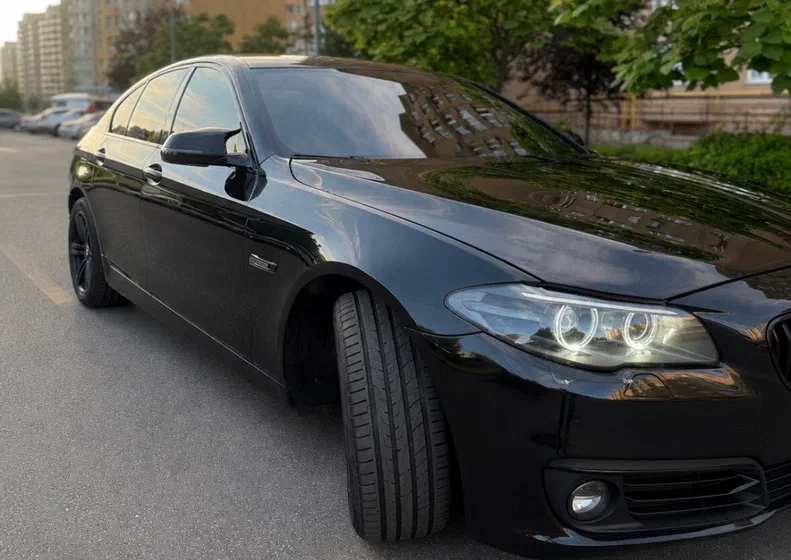 BMW 5 серія 2015 - 0