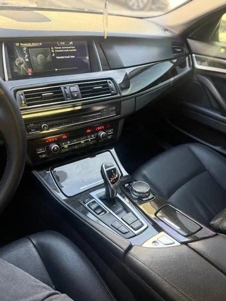 BMW 5 серія 2015 - 9