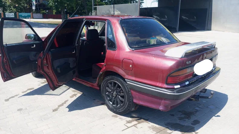 Mitsubishi Galant 1988 - 6