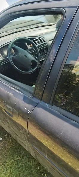 Ford Mondeo 1995 - 4