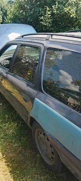 Ford Mondeo 1995 - 3