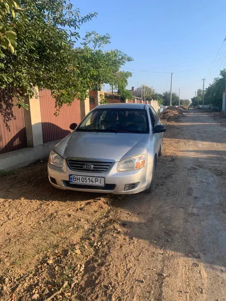 Kia Cerato 2008 - 1