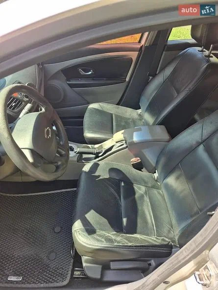 Renault Samsung SM3 2009 - 19