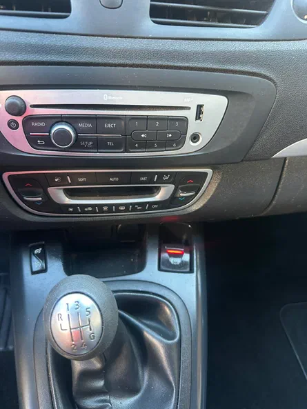 Renault Scenic 2014 - 8