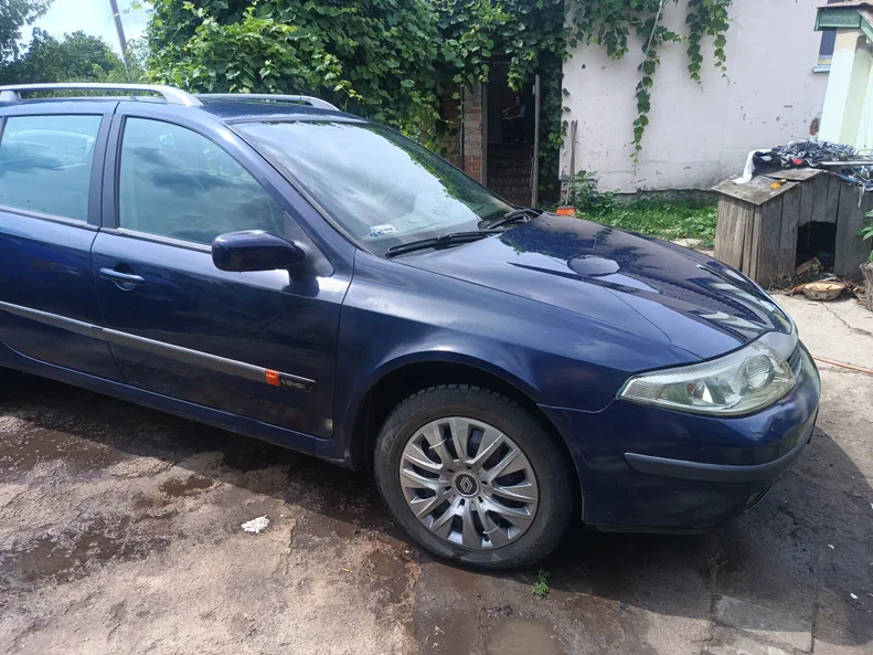Renault Laguna 2001 - 8
