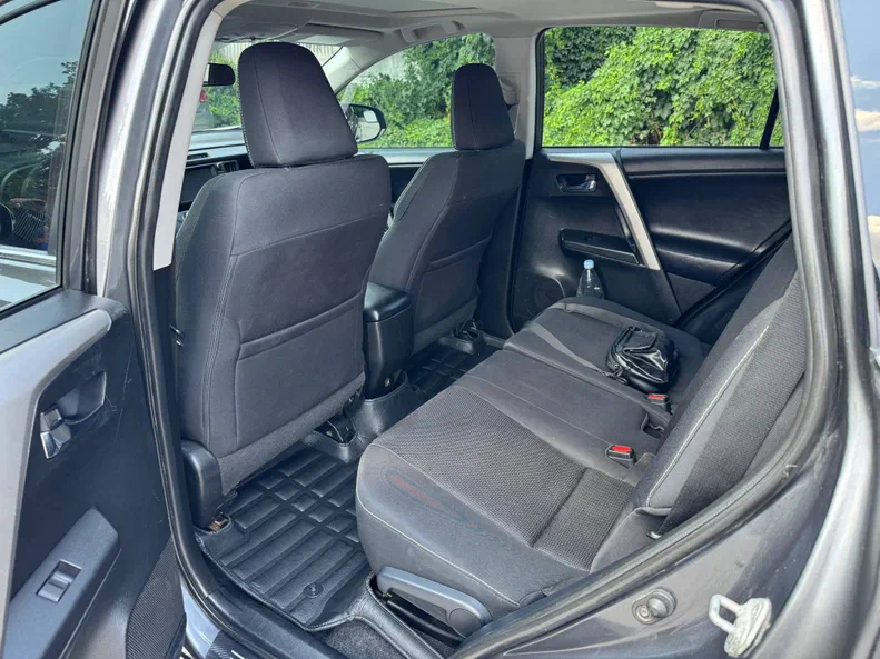 Toyota RAV4 2016 - 8