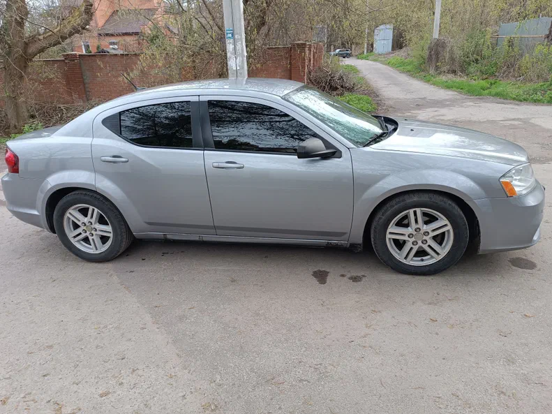 Dodge Avenger 2013 - 0