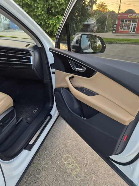 Audi Q7 2023 - 17