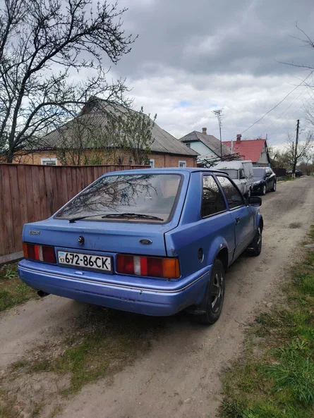 Ford Escort 1986 - 3