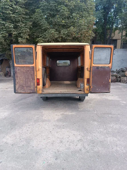Mercedes-Benz MB 100 1990 - 4