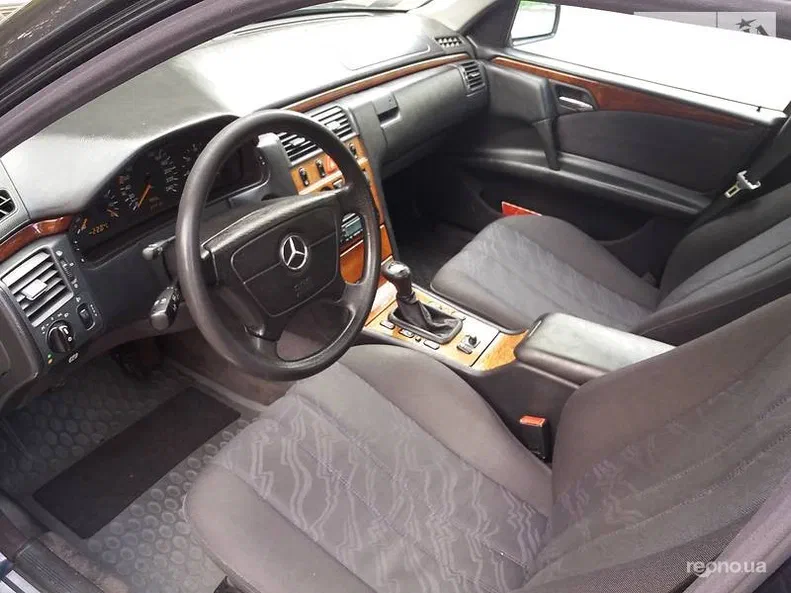 Mercedes-Benz E-Клас 1999 - 7