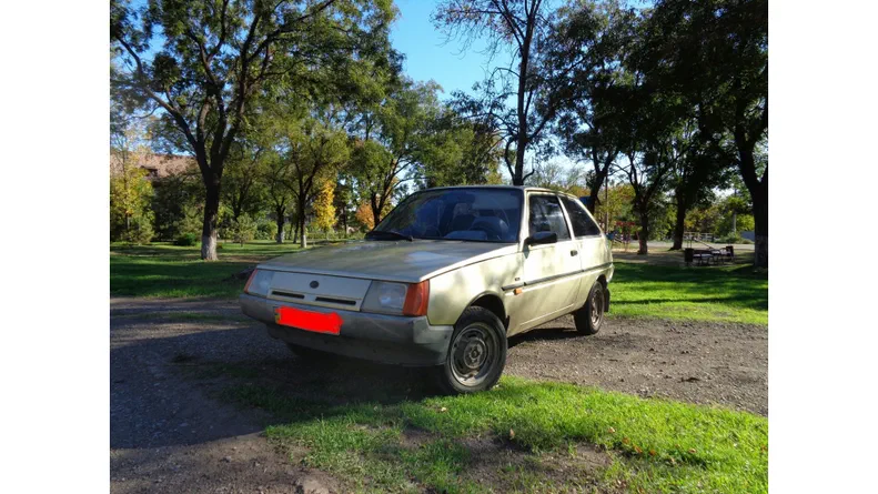 ЗАЗ 1102 «Таврия» 2002
