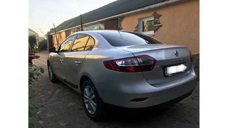 Renault Fluence 2012