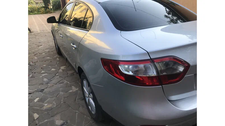 Renault Fluence 2012