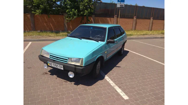 Lada (ВАЗ) 2109 2000