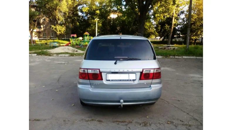 Kia Carens 2003 - 7