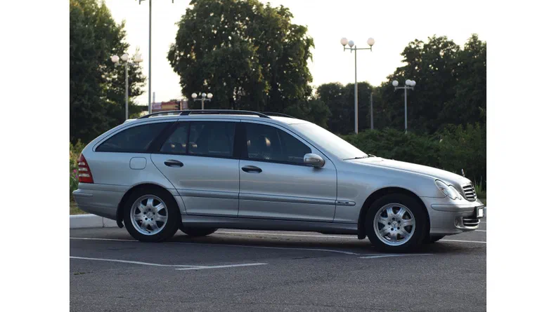 Mercedes-Benz C-Класс 2004