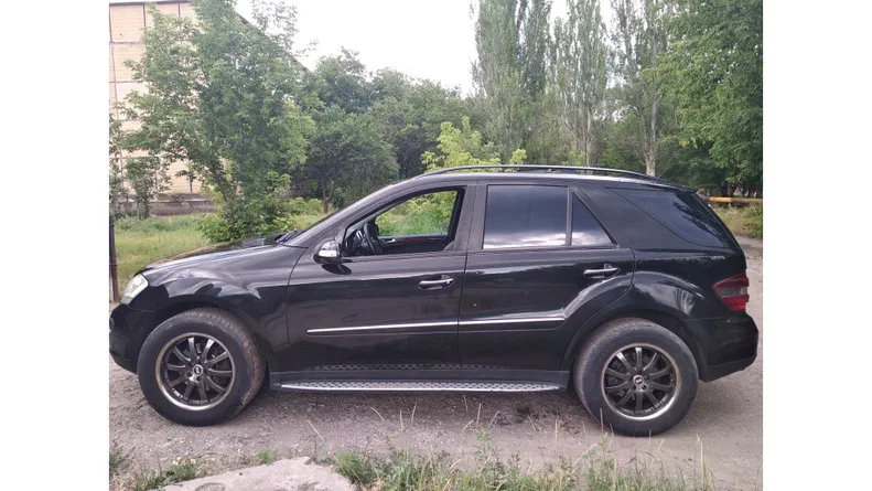 Mercedes-Benz M-Клас 2008 - 10