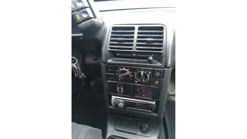 Lada (ВАЗ) 2110 2002 - 8